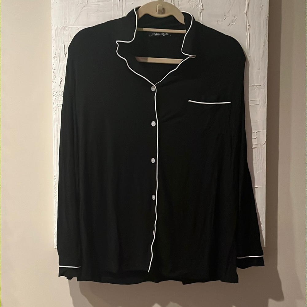 Soft Button Down Pajama Top Stretchy Long Sleeve Black White Women SMALL